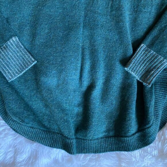 Max Studio 100 2 Ply Cashmere Sweater Size XS - Picture 3 of 8